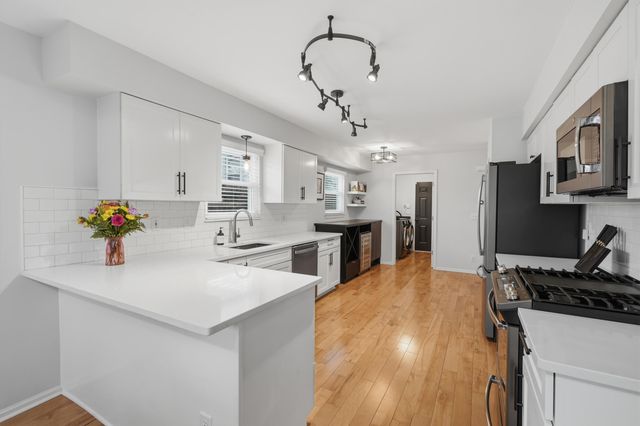 1295 Smith Avenue, Birmingham, MI 48009