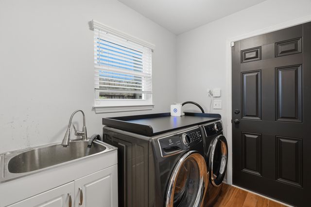 1295 Smith Avenue, Birmingham, MI 48009