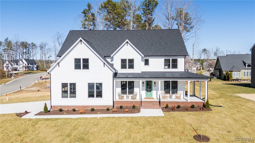 4900 Lake Summer Loop, Moseley, VA 23120