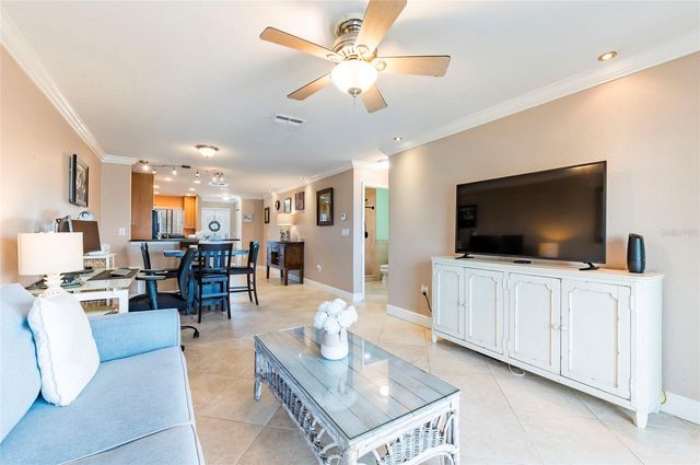 11605 3RD STREET E 207, Treasure Island, FL 33706