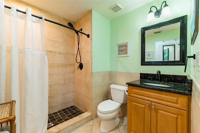 11605 3RD STREET E 207, Treasure Island, FL 33706