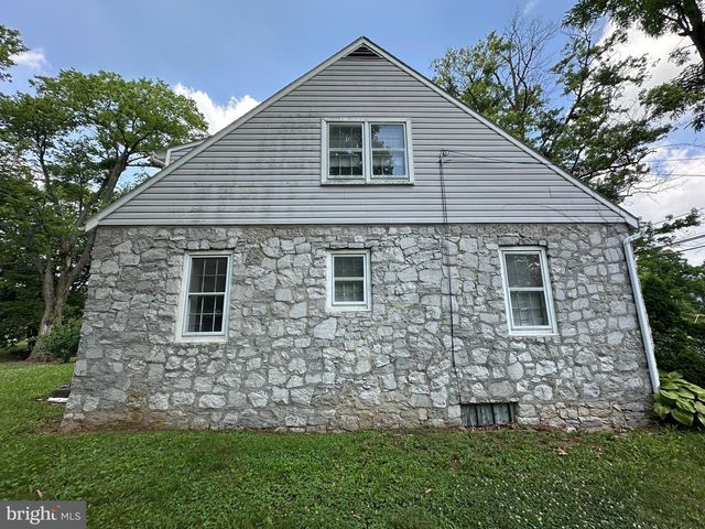 17905 BROADFORDING RD, Hagerstown, MD 21740