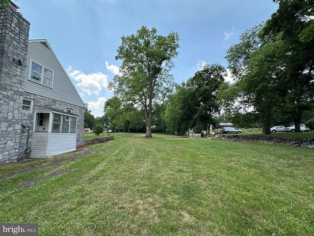 17905 BROADFORDING RD, Hagerstown, MD 21740