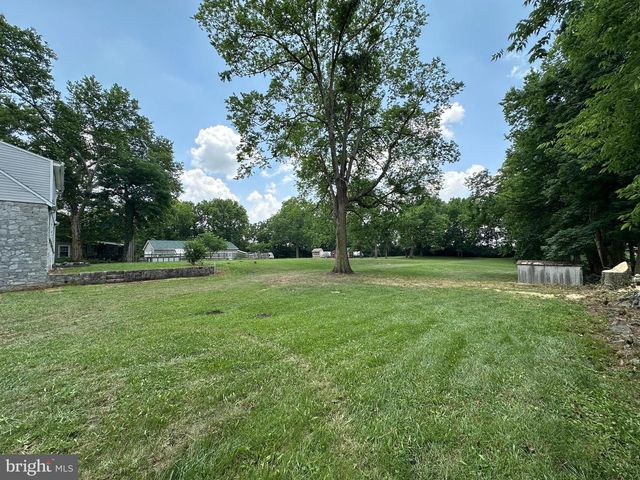 17905 BROADFORDING RD, Hagerstown, MD 21740