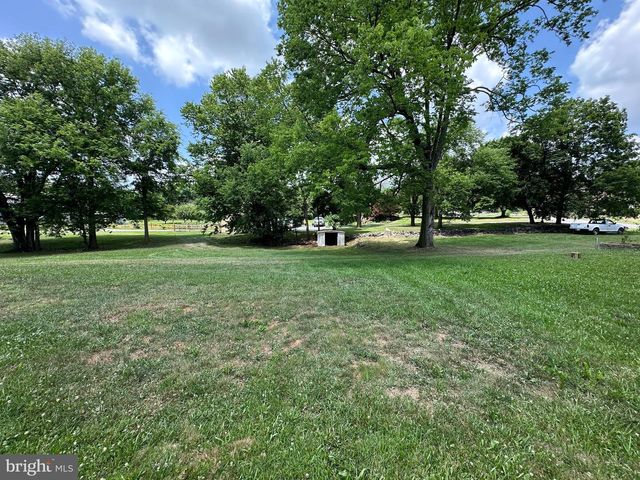 17905 BROADFORDING RD, Hagerstown, MD 21740