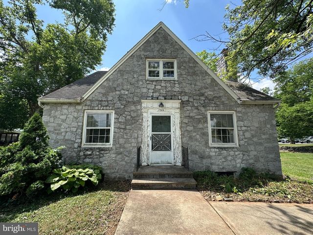 17905 BROADFORDING RD, Hagerstown, MD 21740