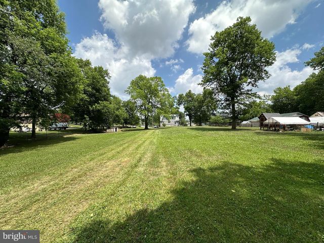 17905 BROADFORDING RD, Hagerstown, MD 21740