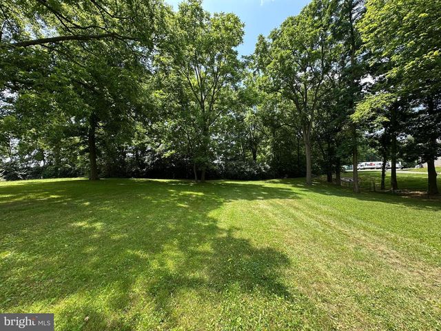 17905 BROADFORDING RD, Hagerstown, MD 21740