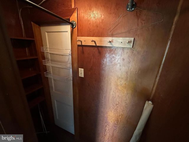 17905 BROADFORDING RD, Hagerstown, MD 21740