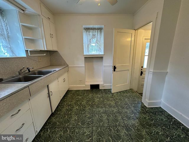 17905 BROADFORDING RD, Hagerstown, MD 21740
