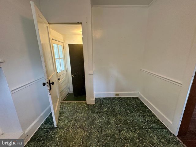 17905 BROADFORDING RD, Hagerstown, MD 21740
