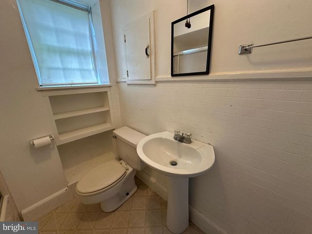 17905 BROADFORDING RD, Hagerstown, MD 21740
