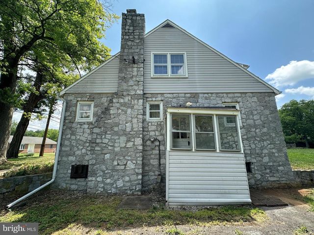17905 BROADFORDING RD, Hagerstown, MD 21740