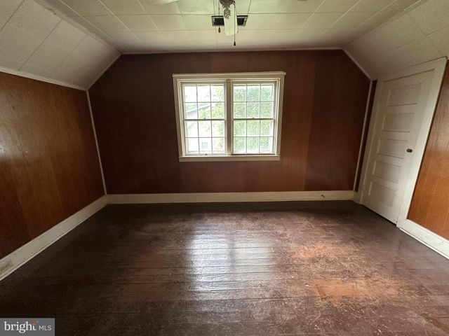 17905 BROADFORDING RD, Hagerstown, MD 21740