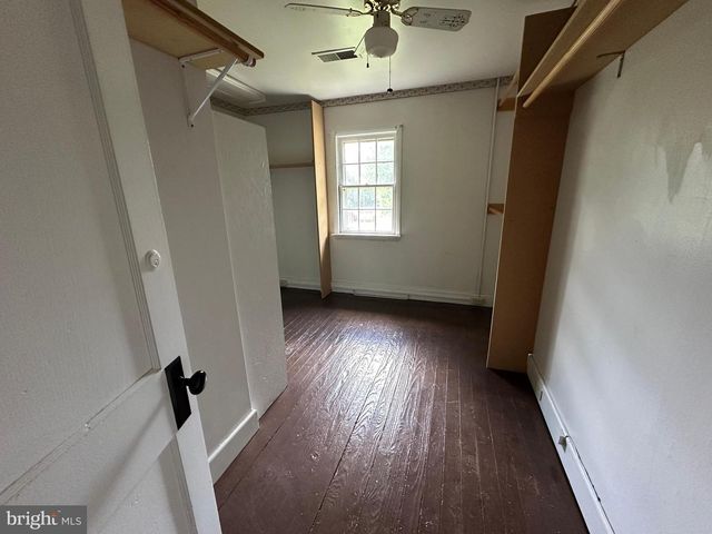 17905 BROADFORDING RD, Hagerstown, MD 21740