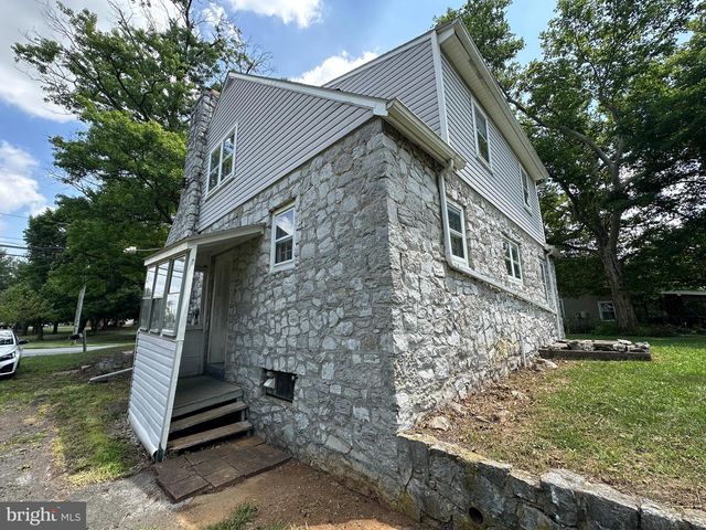 17905 BROADFORDING RD, Hagerstown, MD 21740