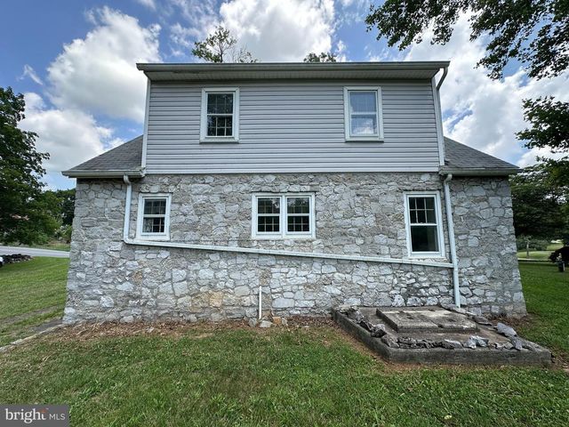 17905 BROADFORDING RD, Hagerstown, MD 21740