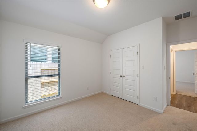 186 Blackborrow DR, Kyle, TX 78640