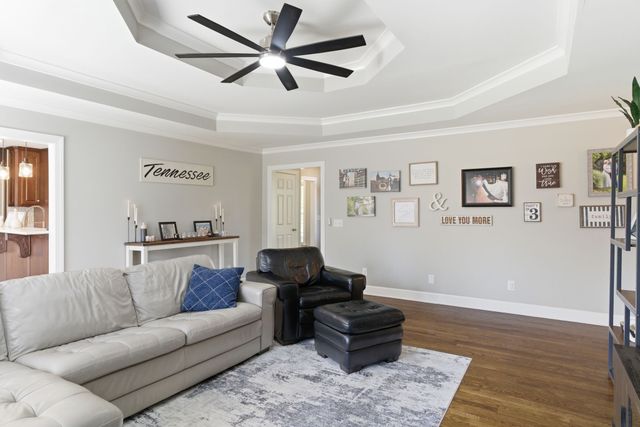1043 Willow Park Cir, Hendersonville, TN 37075