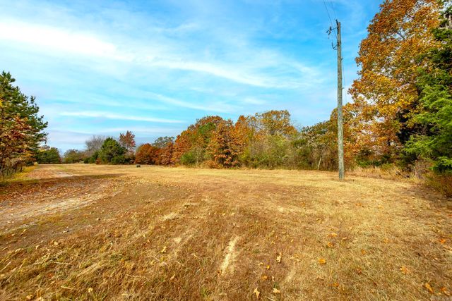 10 Eagle Ridge Dr., Greers Ferry, AR 72067