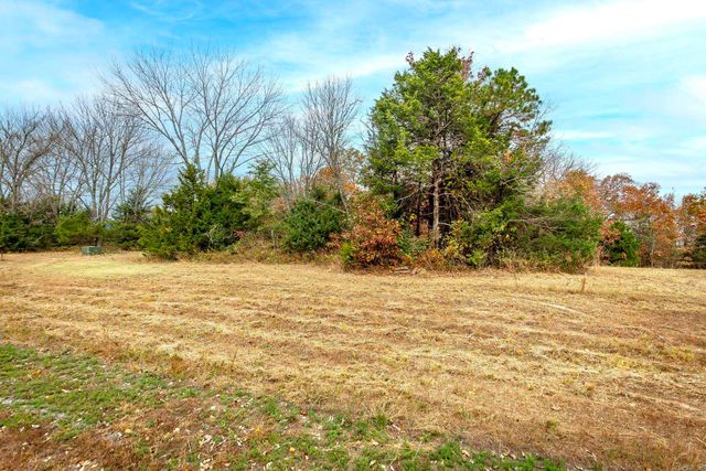 10 Eagle Ridge Dr., Greers Ferry, AR 72067