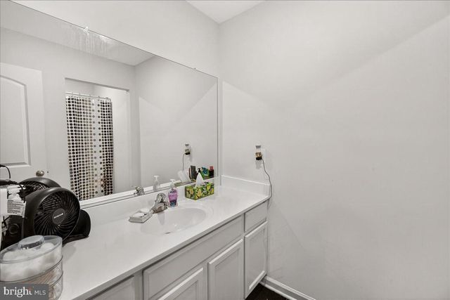 78 VINTAGE LN, Hanover, PA 17331