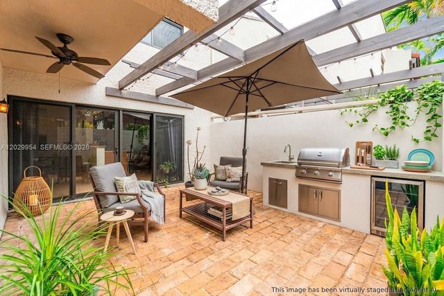 4714 SW 67th Ave C6, Miami, FL 33155