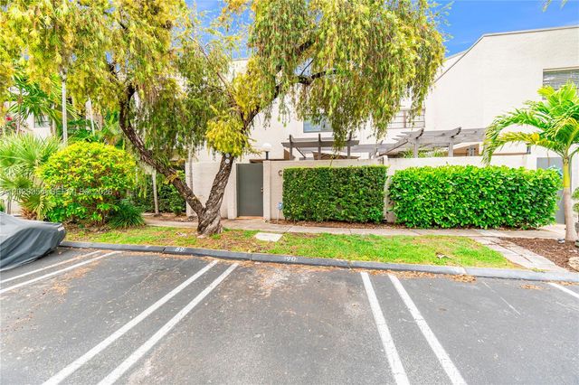 4714 SW 67th Ave C6, Miami, FL 33155