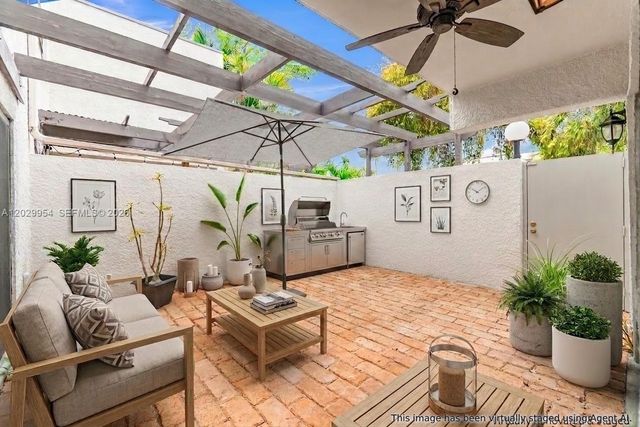 4714 SW 67th Ave C6, Miami, FL 33155