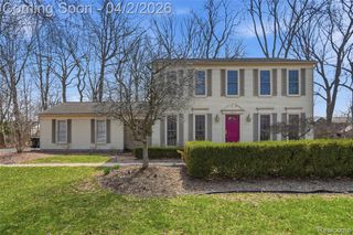 1433 Chestnut Lane, Rochester Hills, MI 48309
