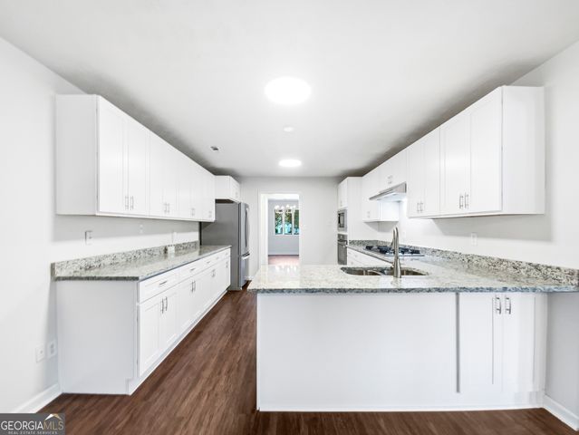 110 Spring Creek Court, Fayetteville, GA 30215