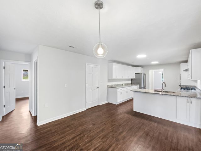 110 Spring Creek Court, Fayetteville, GA 30215