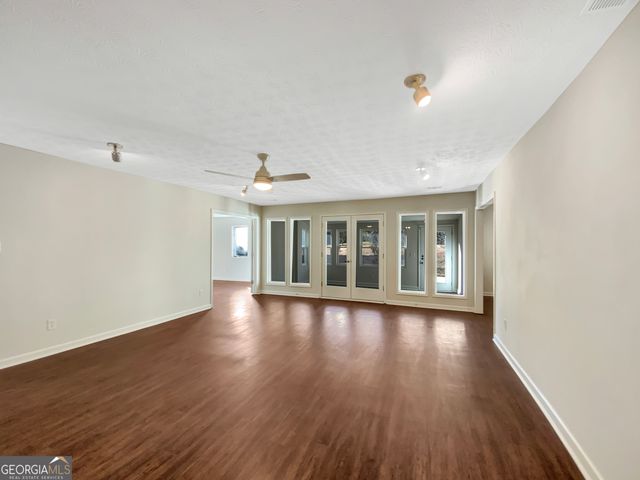 110 Spring Creek Court, Fayetteville, GA 30215