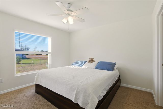 3820 NE 10th PL, Cape Coral, FL 33909