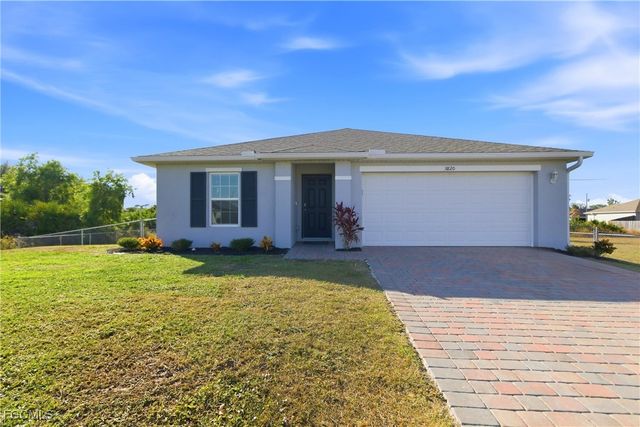 3820 NE 10th PL, Cape Coral, FL 33909