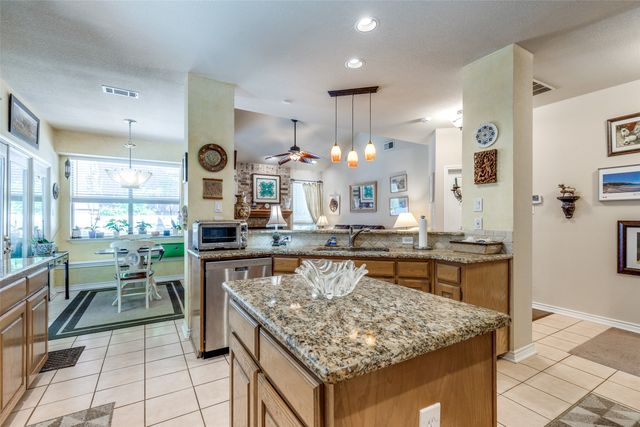 327 Kahala Drive, Dallas, TX 75218