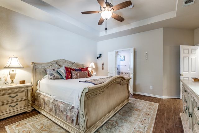 327 Kahala Drive, Dallas, TX 75218