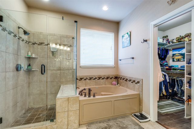 327 Kahala Drive, Dallas, TX 75218