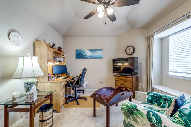 327 Kahala Drive, Dallas, TX 75218