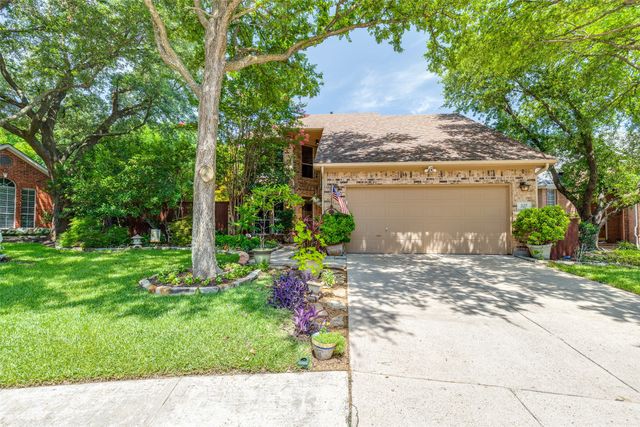327 Kahala Drive, Dallas, TX 75218