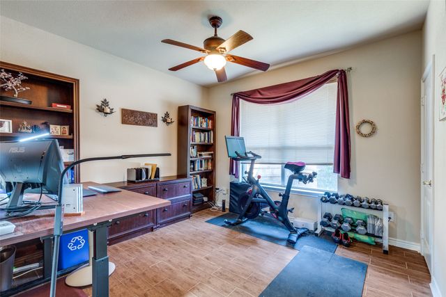 327 Kahala Drive, Dallas, TX 75218
