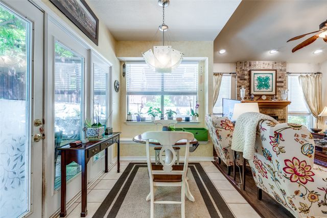 327 Kahala Drive, Dallas, TX 75218