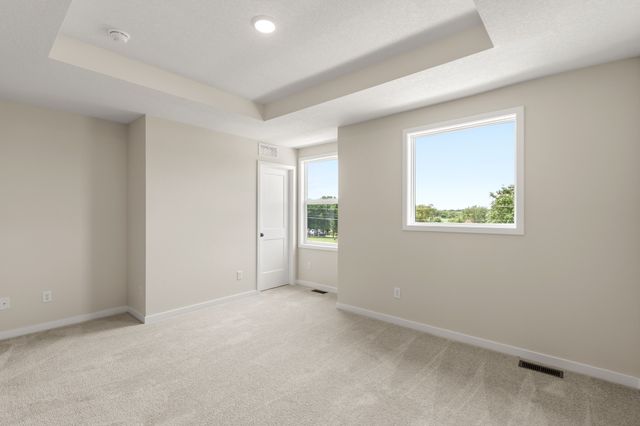 905 Percheron Lane, Norwalk, IA 50211