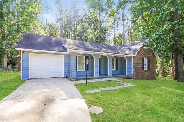 8605 Collins Drive, Jonesboro, GA 30236