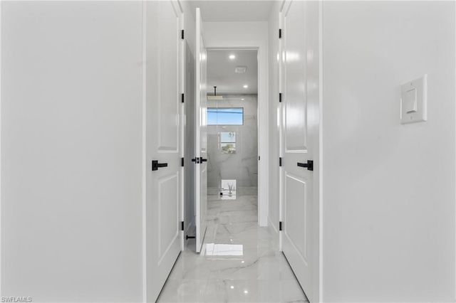 1030 NE 2nd AVE, Cape Coral, FL 33909