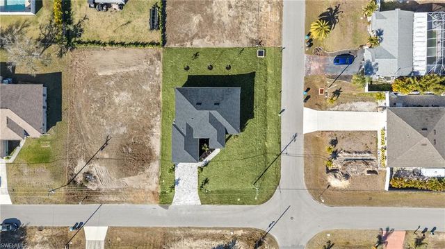 1030 NE 2nd AVE, Cape Coral, FL 33909