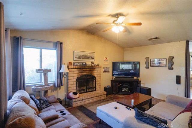 1070 E 23rd Street, Merced, CA 95340