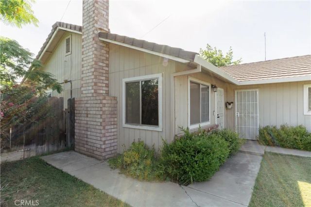 1070 E 23rd Street, Merced, CA 95340