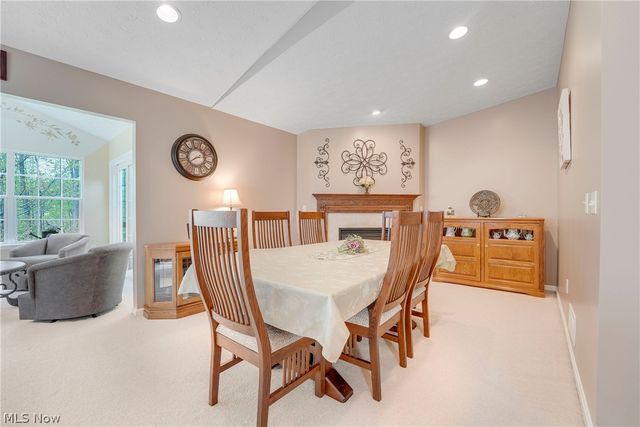 9278 Clark Circle, Twinsburg, OH 44087