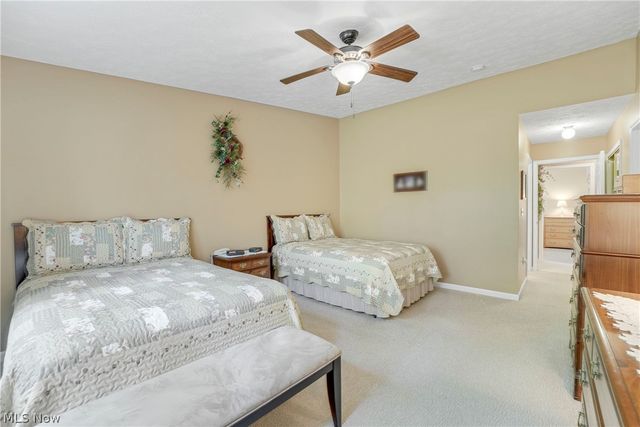 9278 Clark Circle, Twinsburg, OH 44087